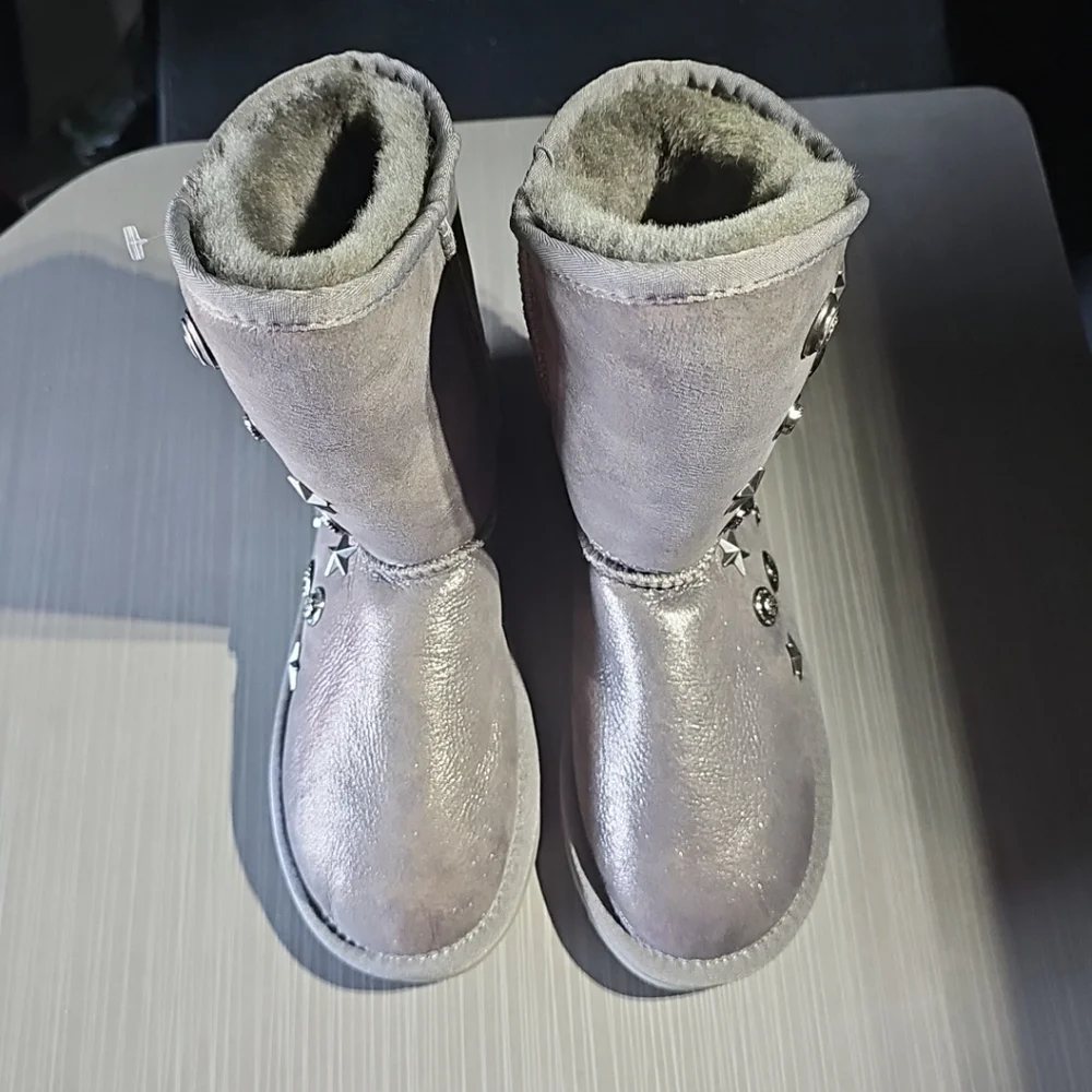 Australia Luxe Collective ANGEL Short Boots Women 6M Gray/Silver NEW Without Tag